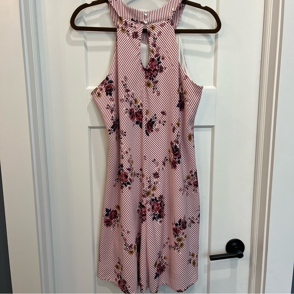 Three pink hearts dress Style 26R4551Gpi Size Large Pink With Flowers High Neck - Picture 3 of 7
